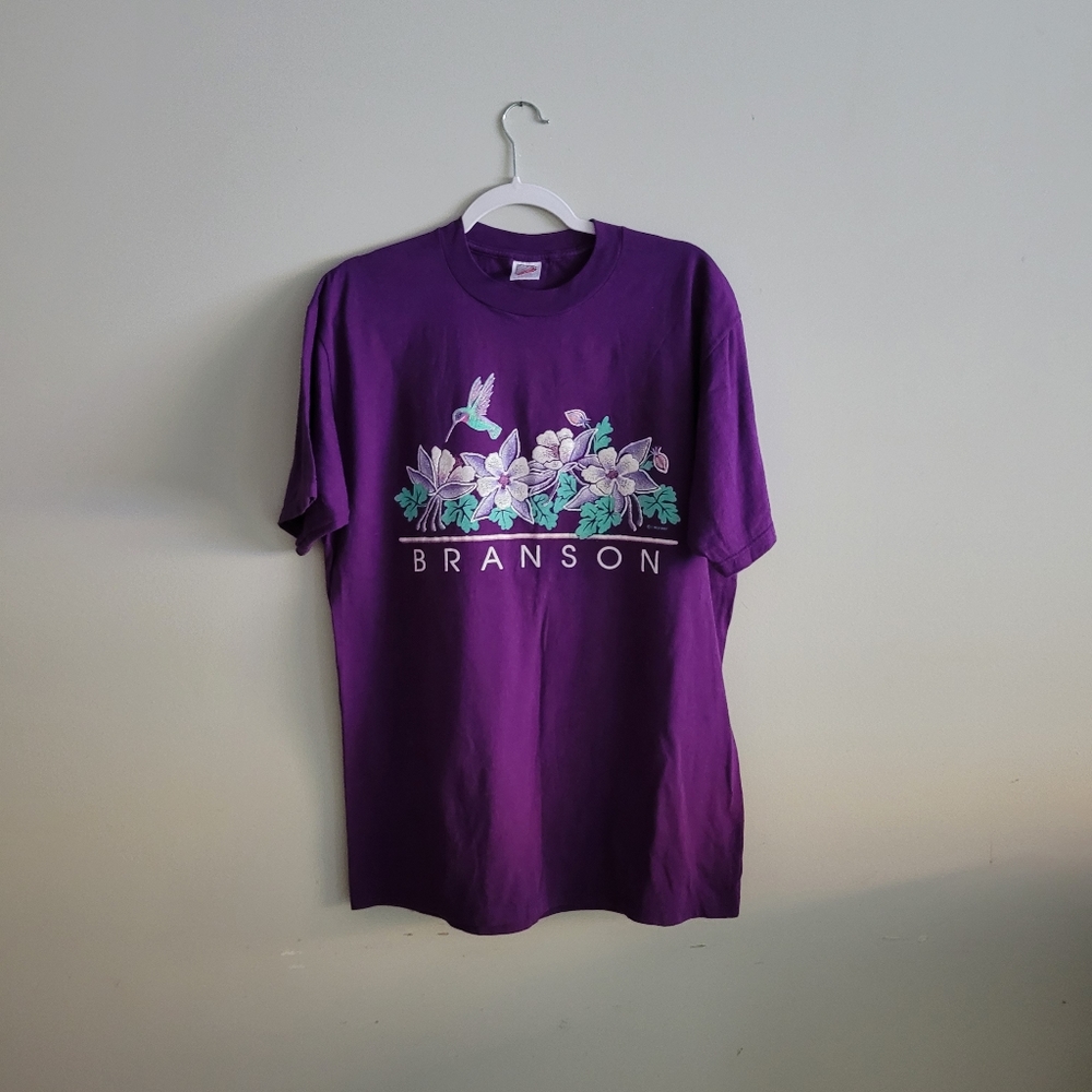 Vintage 90's Purple Hummingbird Branson Missouri Top